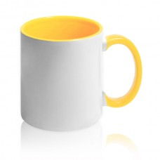 чашка с желтой заливкой для фото